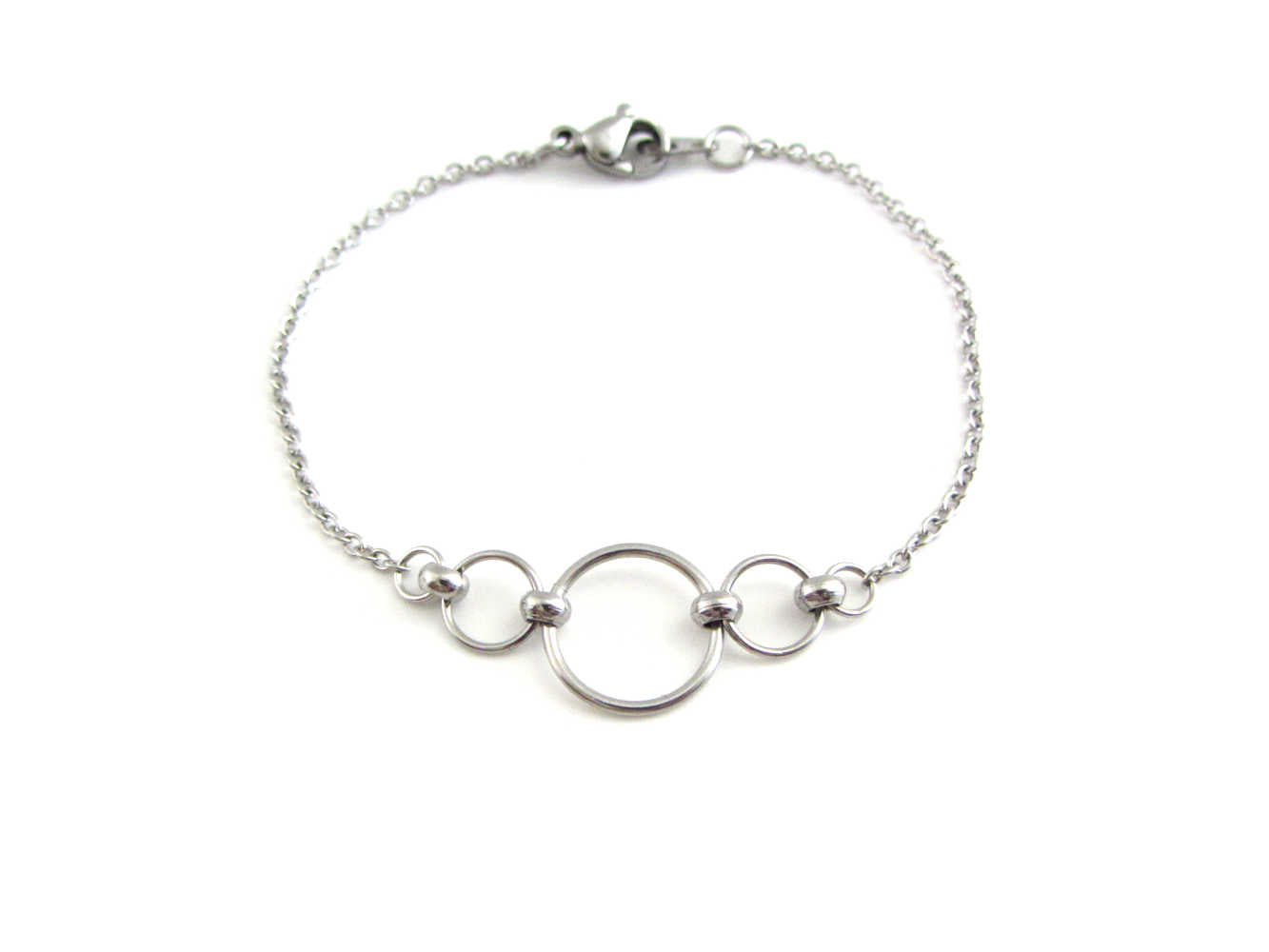 stainless steel beaded chainmaille linked circles bracelet