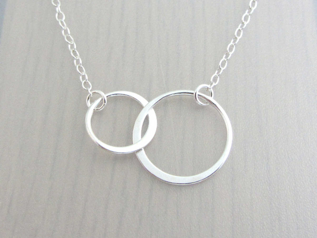 Triple Linked Ring Pendant Necklace in Silver | Lisa Angel